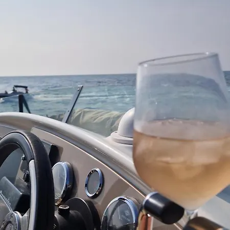 ספינת מלון Anima Maris Yacht אומאג