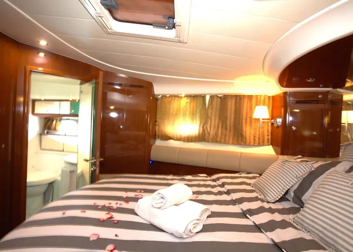 Anima Maris Yacht Hotel na wodzie *