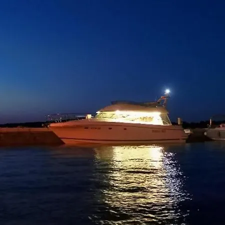 Bateau-hôtel Anima Maris Yacht Umag