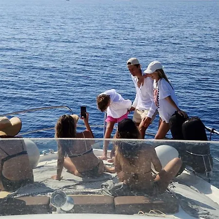 Anima Maris Yacht Bateau-hôtel