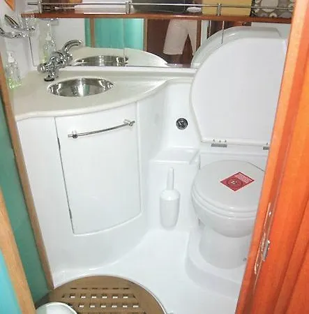 Anima Maris Yacht Bateau-hôtel